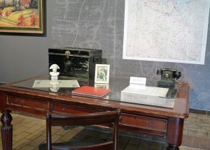 Churchills Desk   